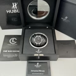 Đồng hồ Hublot Classic Fusion Ceramic Diamonds 42mm Dial Black Replica 1:1 – Top Quality Version