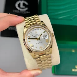 Đồng Hồ Rolex Day Date 40mm 180gram Sliver Meteorite Dial 228239 Replica 1:1 – Top Quality Version