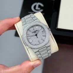 Đồng Hồ Patek Philippe Nautilus 5711 Full Diamond Replica 1:1 – Top Quality Version