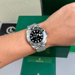 Đồng Hồ Rolex GMT Master II Bruce Wayne 40mm 126710GRNR Cal.3285 Replica 1:1 – Top Quality Version