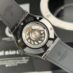 Đồng hồ Hublot Classic Fusion Ceramic Diamonds 42mm Dial Black Replica 1:1 – Top Quality Version