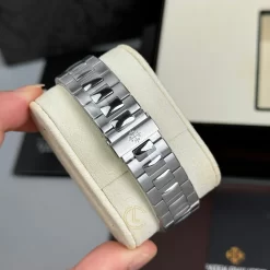 Đồng Hồ Patek Philippe Nautilus 5711/1A-010 40mm Steel Dial White Replica 1:1 – Top Quality