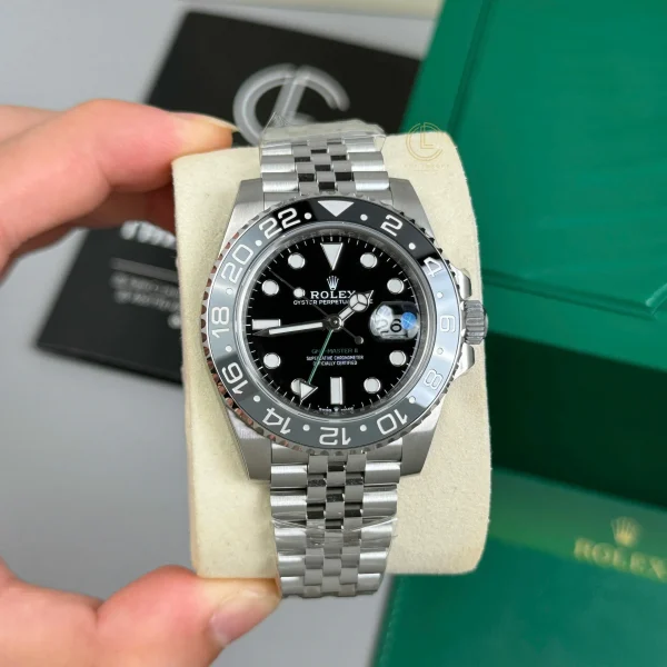 Đồng Hồ Rolex GMT Master II Bruce Wayne 40mm 126710GRNR Cal.3285 Replica 1:1 – Top Quality Version