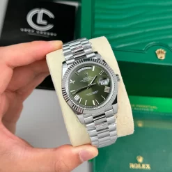 Đồng Hồ Rolex Day Date 40mm 180gram Sliver Ice Blue Dial 228239 Replica 1:1 – Top Quality Version