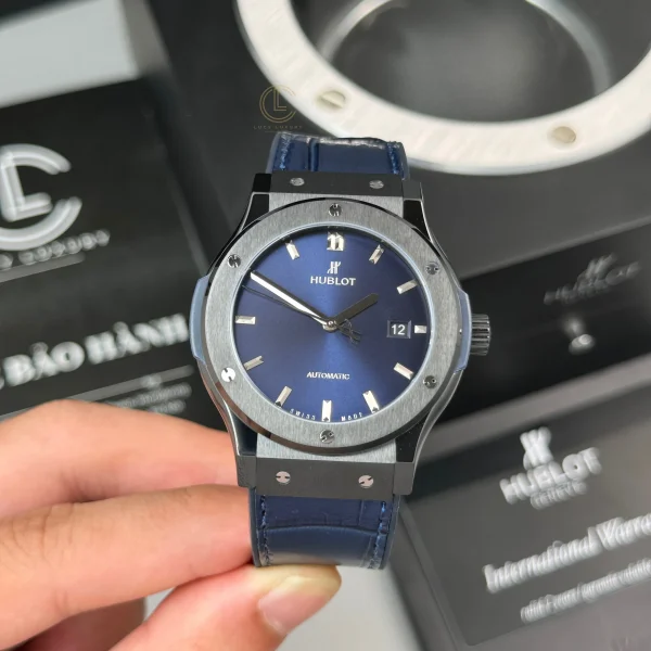 Đồng hồ Hublot Classic Fusion Ceramic 42mm Dial Blue Replica 1:1 – Top Quality Version