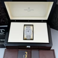 Đồng Hồ Patek Philippe Nautilus 5711 Full Diamond Replica 1:1 – Top Quality Version