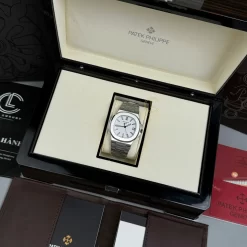 Đồng Hồ Patek Philippe Nautilus 5711/1A-010 40mm Steel Dial White Replica 1:1 – Top Quality