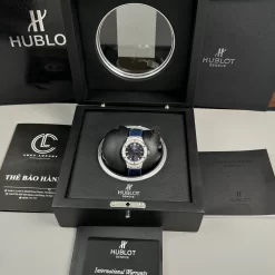 Đồng hồ Hublot Classic Fusion Diamonds Moissanite Pave 33mm Dial Blue Replica 1:1-Top Quality Version