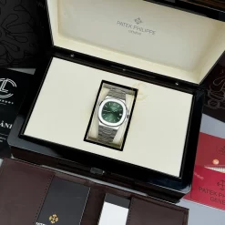 Đồng Hồ Patek Philippe Nautilus 5711/1A-010 40mm Steel Dial Green Replica 1:1 – Top Quality Version