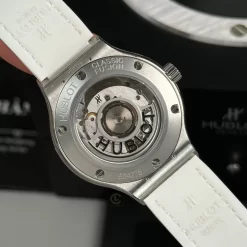 Đồng hồ Hublot Classic Fusion Diamonds Moissanite Pave 38mm Dial Wthie Replica 1:1-Top Quality Version