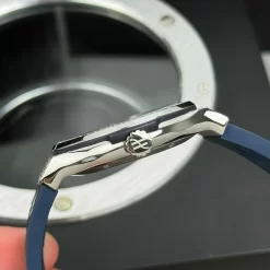 Đồng hồ Hublot Classic Fusion Diamonds Moissanite Pave 42mm Dial Blue Replica 1:1-Top Quality Version