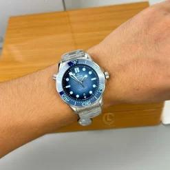 Đồng hồ Omega Seamaster Diver 300m Summer Blue 42mm Replica 1:1 – Top Quality Version