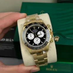 Rolex Cosmograph Daytona 116505 40mm Black Dial BT.4130 Yellow Gold Replica 1:1 – Top Quality Version