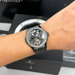 Đồng hồ Hublot Classic Fusion Skeleton Tourbilon 45mm Ceramic Replica 1:1 – Top Quality Version