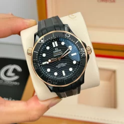Đồng hồ Omega Seamaster Diver 210.62.44.20.01.001 42mm Black Dial Ceramic Replica 1:1 – Top