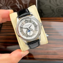 Đồng Hồ Patek Philippe Complications 5205G-001 40mm White Dial Steel Replica 1:1 – Top Quality Version