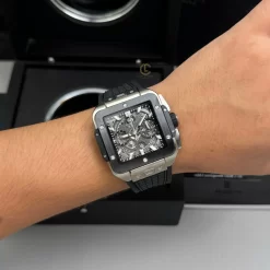 Đồng hồ Hublot Square Bang Unico 821.NM.0170.RX 821NM0170RX 42mm Titanium Ceramic Replica 1:1 – Top Quality Version