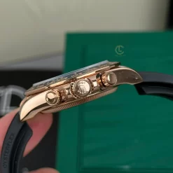 Đồng Hồ Rolex Cosmograph Daytona 116515LN-0012 40mm Black Dial BT.4131 Rose Gold Replica 1