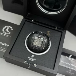 Đồng hồ Hublot Square Bang Unico 821.CI.0170.RX 821CI0170RX 42mm Black Dial Ceramic Replica 1:1 – Top Quality Version