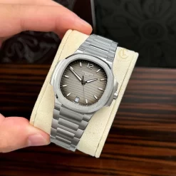 Đồng Hồ Patek Philippe Nautilus 7118/1A-011 32.5mm Gray Dial Steel Replica 1:1 – Top Quality Version