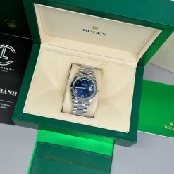 Đồng Hồ Rolex Day-Date 40mm 180gram Blue Dial Replica 1:1 – Top Quality Version