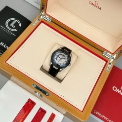Đồng hồ Omega Seamaster Aqua Terra Co-Axial Master Chronometer GMT Worldtimer 220.92.43.22.99.001 43mm Replica 1:1 – Top Quality Version