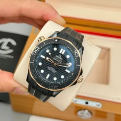 Đồng hồ Omega Seamaster Diver 210.62.44.20.01.001 42mm Black Dial Ceramic Replica 1:1 – Top