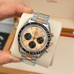 Đồng hồ Omega Speedmaster Moonwatch Professional 310.20.42.50.99.001 42mm Demi Rose Gold Replica 1:1 – Top Quality Version
