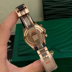 Đồng Hồ Rolex Cosmograph Daytona 116515LN-0012 40mm Black Dial BT.4131 Rose Gold Replica 1