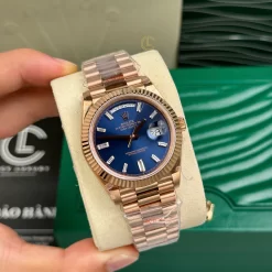 Rolex Day-Date 128235-0085 40mm Blue Dial Rose Gold Replica 1:1 – Top Quality Version