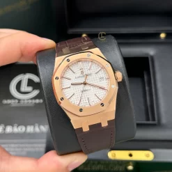 Đồng hồ Audemars Piguet Royal Oak Selfwinding 15300OR.OO.D088CR.02 39mm White Dial Rose Gold Replica 1:1 – Top Quality Version