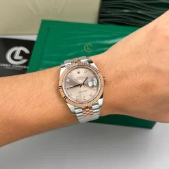 Đồng Hồ Rolex Datejust 126331-0008 41mm Sundust Dial Steel Replica 1:1 – Top Quality Version