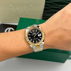 Đồng hồ Rolex Datejust M126333-0014 41mm Black Dial Yellow Gold Steel Replica 1:1 – Top Quality Version