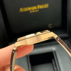 Đồng hồ Audemars Piguet Royal Oak Selfwinding 15300OR.OO.D088CR.02 39mm White Dial Rose Gold Replica 1:1 – Top Quality Version