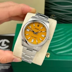 Đồng hồ Rolex Oyster Perpetual 126000-0004 36mm Yellow Dial Replica 1:1 – Top Quality Version