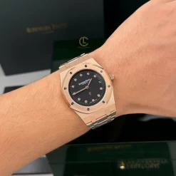 Đồng Hồ Audemars Piguet Royal Oak “Jumbo” Extra-Thin 15207OR.OO.1240OR.01 39mm Black Dial Rose Gold Replica 1:1 – Top Quality Version