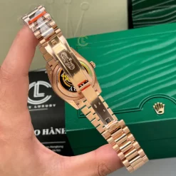 Đồng Hồ Rolex Day-Date 36mm 128235 Chocolate Dial Rose Gold Replica 1:1 – Top Quality Version