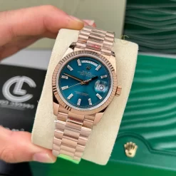 Đồng Hồ Rolex Everose Gold Day-Date 36mm 128235-0085 Rose Gold Replica 1:1 – Top Quality Version