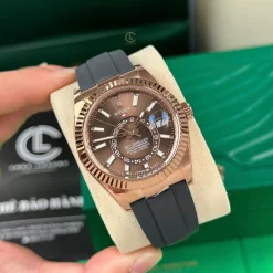 Đồng hồ Rolex Oyster Perpetual Sky-Dweller M326235-0005 42mm Rose Gold Chocolate Dial Replica 1:1 – Top Quality Version
