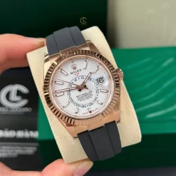 Đồng hồ Rolex Oyster Perpetual Sky-Dweller M326235-0004 42mm White Dial Rose Gold Replica 1:1 – Top Quality Version
