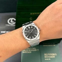 Đồng hồ Audemars Piguet Royal Oak 15500ST.OO.1220ST.03 41mm Black Dial Repliaca 1:1 – Top Quality Version