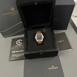 Đồng hồ Vacheron Constantin Overseas Rose Gold 4500V/110R-B705 41mm Blue Dial Replica 1:1 – Top Quality Version