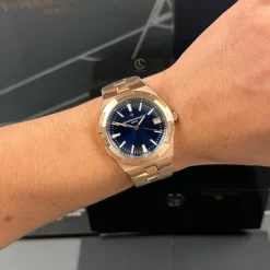 Đồng hồ Vacheron Constantin Overseas Rose Gold 4500V/110R-B705 41mm Blue Dial Replica 1:1 – Top Quality Version