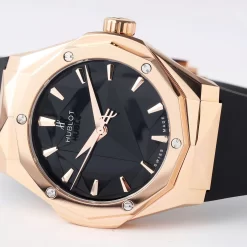 Đồng hồ Hublot Classic Fusion Orlinski 550.OS.1800.RX.ORL19 40mm Black Dial Rose Gold Replica 1:1 – Top Quality Version