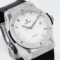 Đồng Hồ Hublot Classic Fusion 582.NX.2610.RX 42mm White Dial Replica 1:1 – Top Quality Version