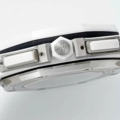 Đồng hồ Audemars Piguet Royal Oak Offshore Chronograph Ceramic 26402CB 44mm White Dial