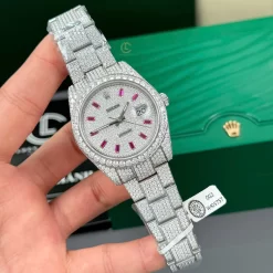 Rolex Datejust 41mm Cọc Số Ruby Tím Full Moissanite Hong Kong Replica 1:1 – Top Quality Version