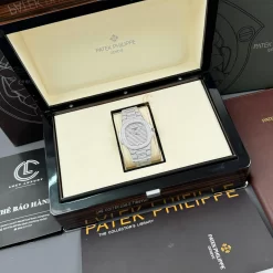 Patek Philippe Nautilus 5711/1A 40mm Full Moissanite HongKong Replica 1:1 – Top Quality Version