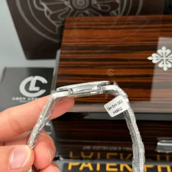 Patek Philippe Nautilus 5711/1A 40mm Full Moissanite HongKong Replica 1:1 – Top Quality Version