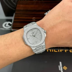Patek Philippe Nautilus 5711/1A 40mm Full Moissanite HongKong Replica 1:1 – Top Quality Version
